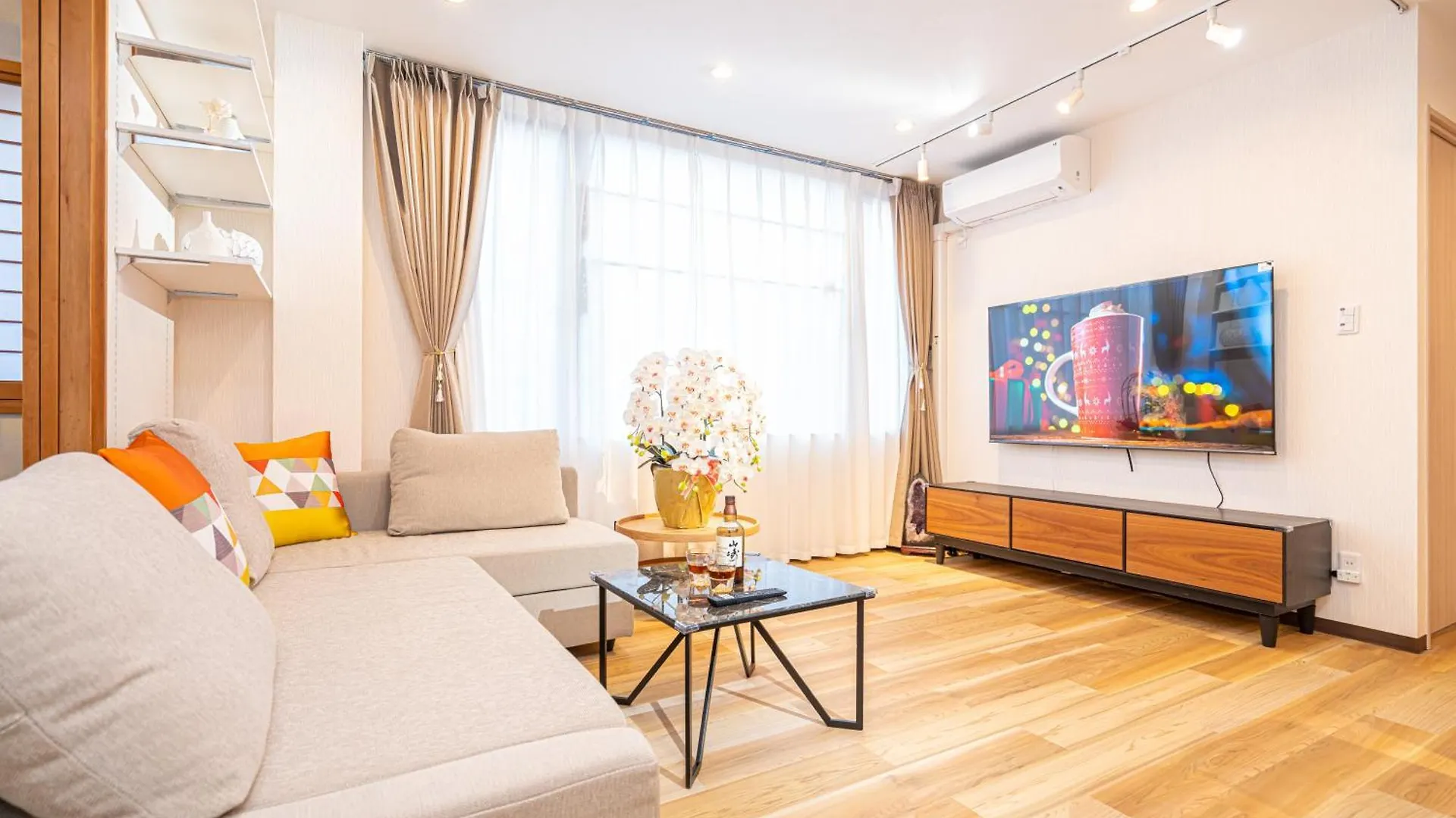 Maison d'hôtes Asakusa,Ginza,Ueno,Skytree,Stn&Conv 1Min ,Family Suite,45 Mins To Airport,Kiyoka Hotel 清禾 Tōkyō