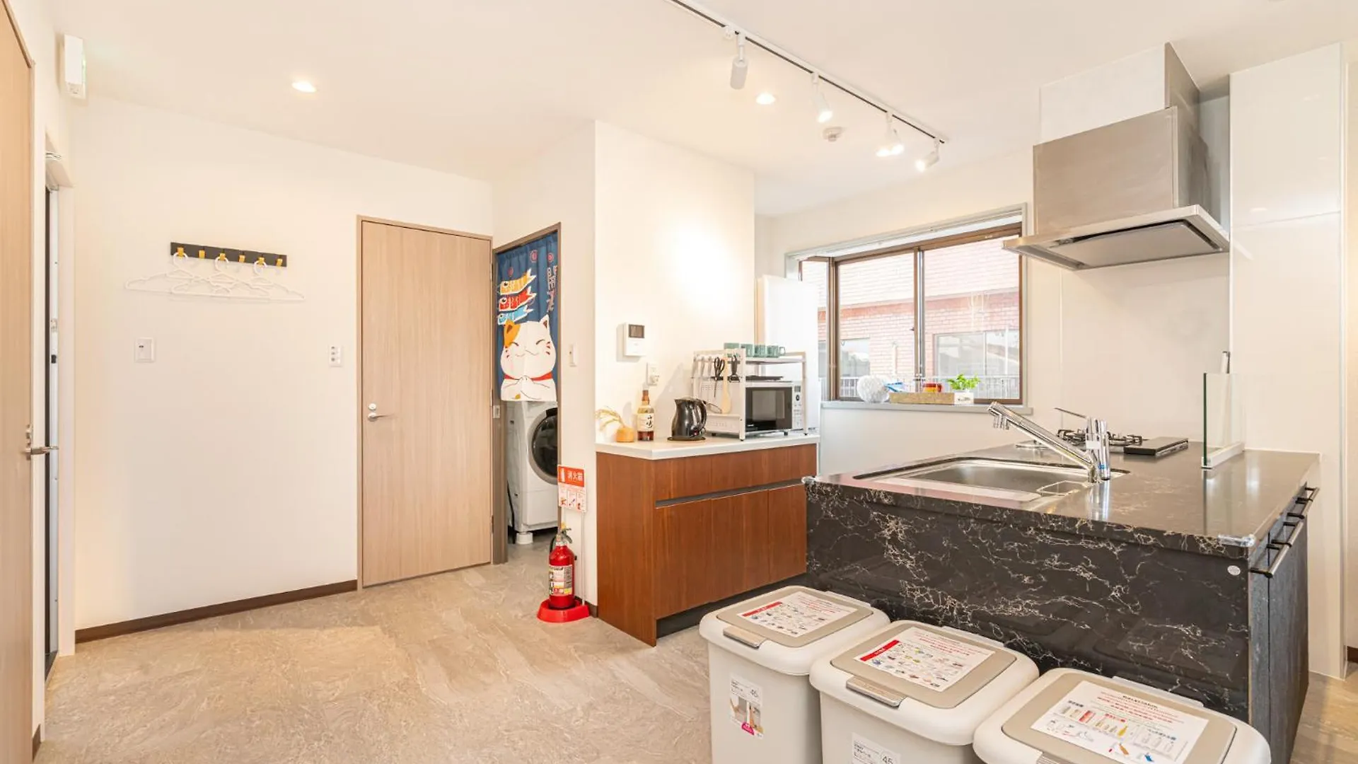 Asakusa,Ginza,Ueno,Skytree,Stn&Conv 1Min ,Family Suite,45 Mins To Airport,Kiyoka Hotel 清禾 Tokyo Guest house
