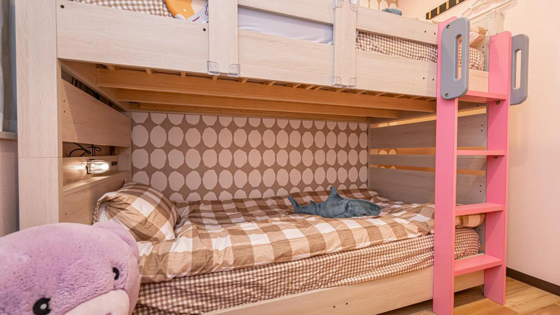 Asakusa,Ginza,Ueno,Skytree,Stn&Conv 1Min ,Family Suite,45 Mins To Airport,Kiyoka Hotel 清禾 Tokyo Guest house